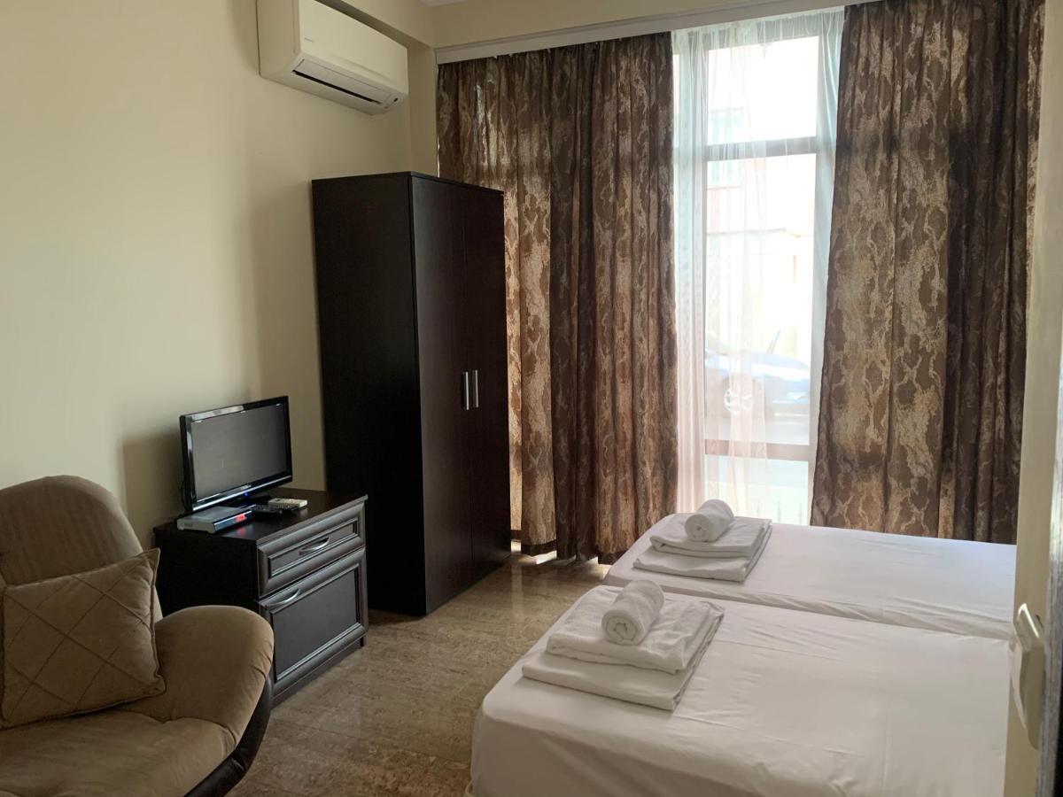 Park And Pool Apartment Nesebar Exterior photo